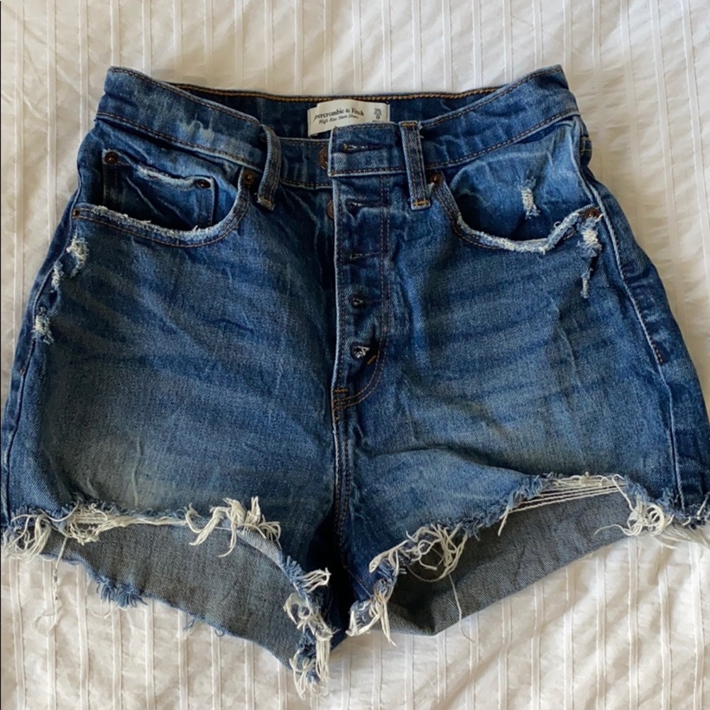 Abercrombie Curve Love Mom Shorts
